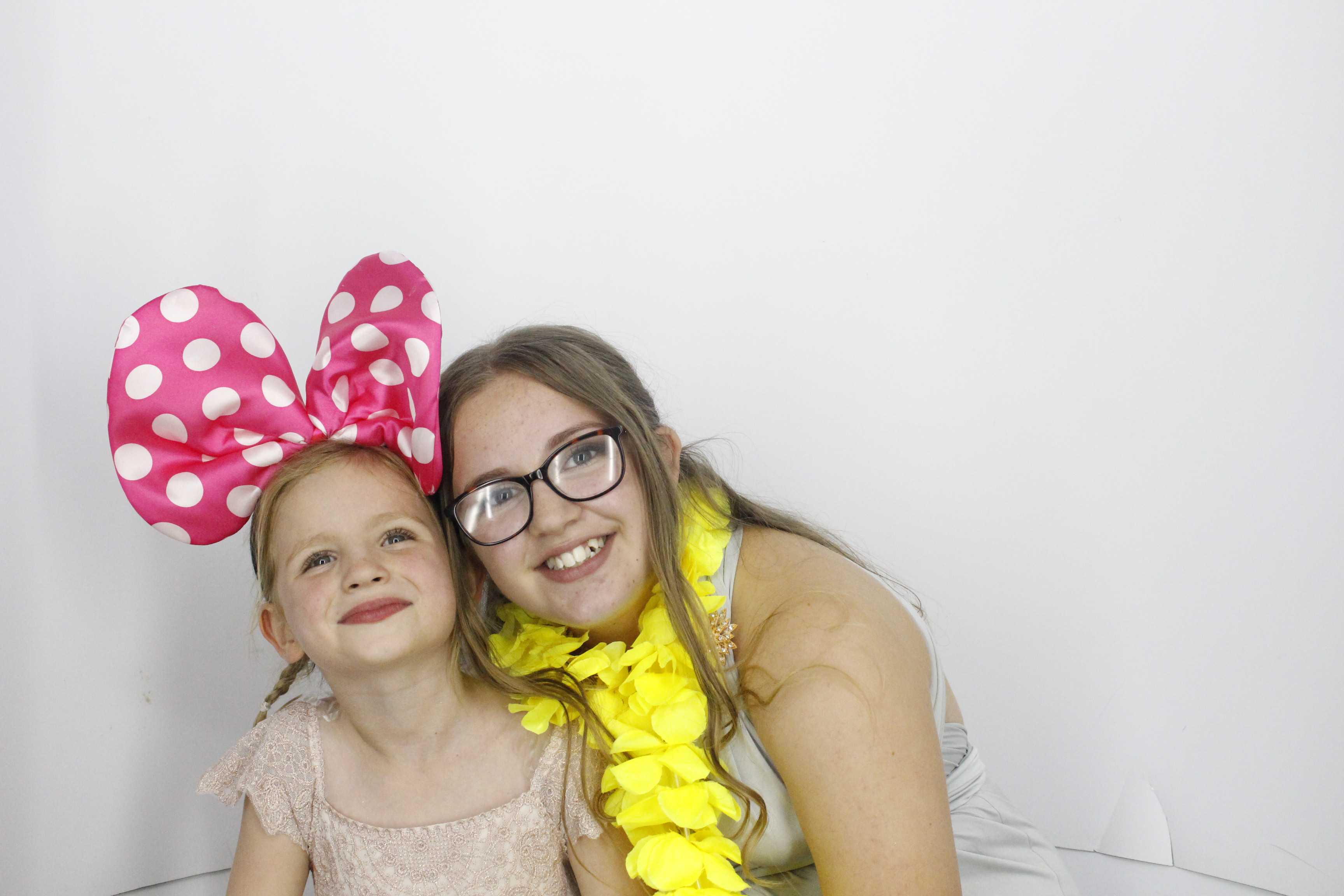 Sam & Rachel's Wedding | View more photos from the event at gallery.myphotoboothexperience.co.uk/u/MyPhotoBoothExperienceLtd/Sam-Rachels-Wedding
